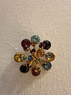 Vintage Floral Multicolor Rhinestone Prong Set Riveted Back Brooch.